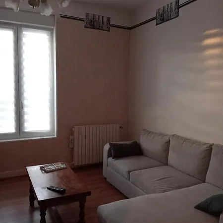 F2 1er Etage - 5 Min Du De Madine Lejlighed *