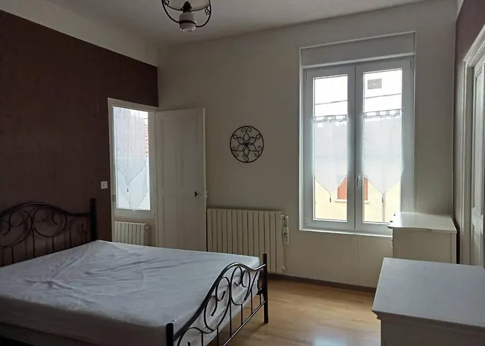 公寓 F2 1er Etage - 5 Min Du De Madine